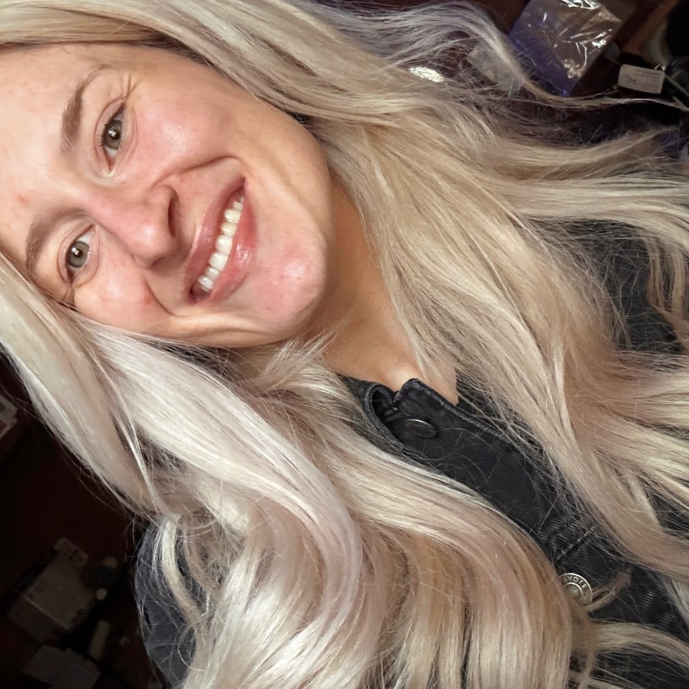 Meet your Posher, Ashley